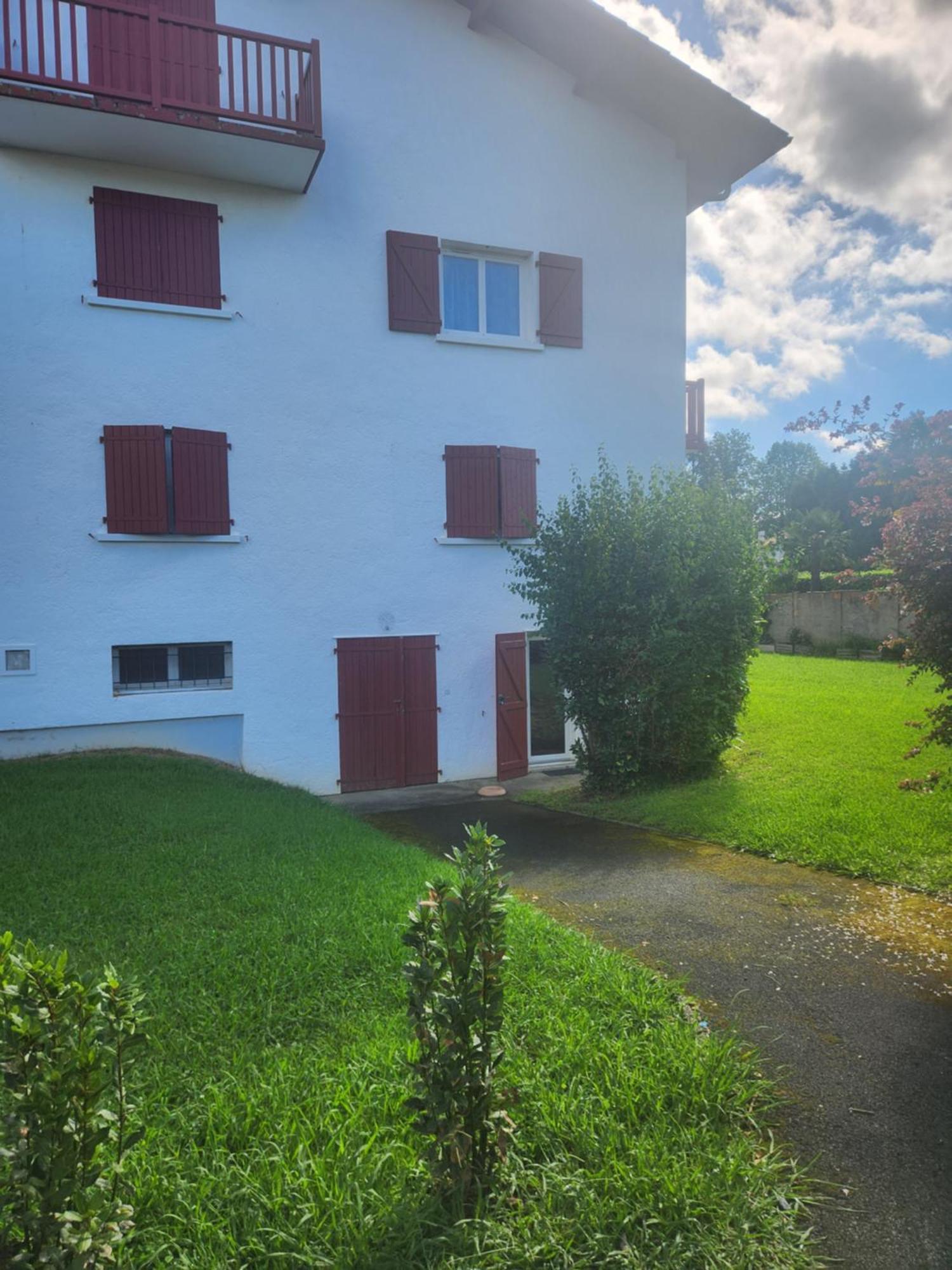 Studio Sur Les Fleuristes Cambo-les-Bains Esterno foto